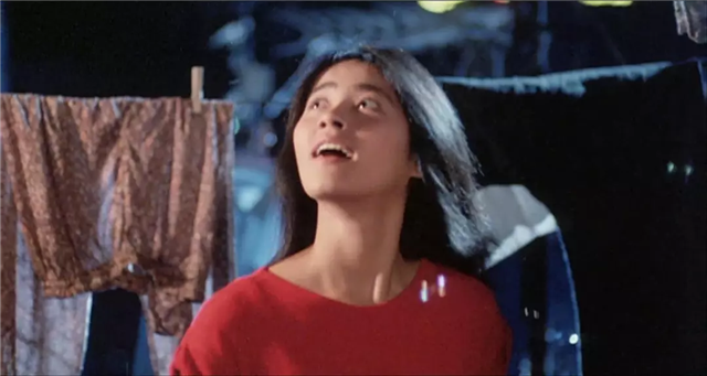 如何评价香港已故编剧黄炳耀，香港著名编剧黄炳耀（幕后故事更加“灵异”）