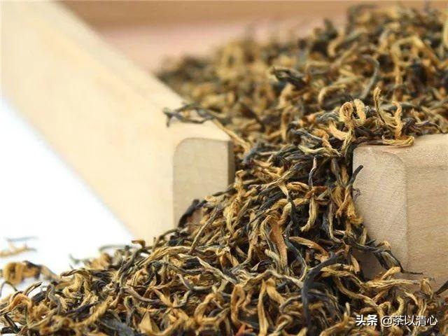 滇红名茶是红茶吗，滇红名茶是红茶吗还是绿茶（1940年云南红茶统一改称“滇红”）