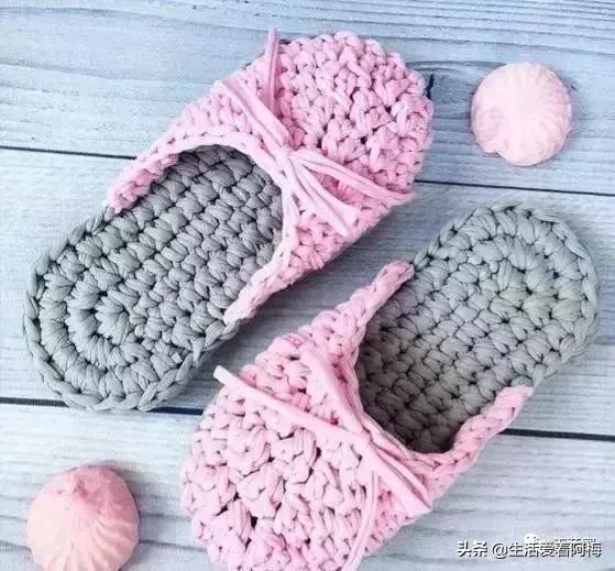 新手勾鞋子一步一步教，鞋子的钩法详解简单几步教会你（是时候为家人钩织地板拖了）