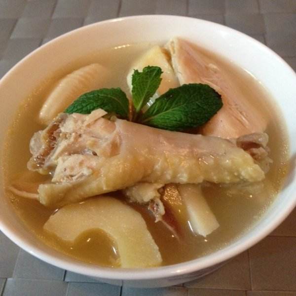 【番石榴煲鸡】做法步骤图  带你解锁全新味蕾 换季强推的汤煲-起舞食谱网