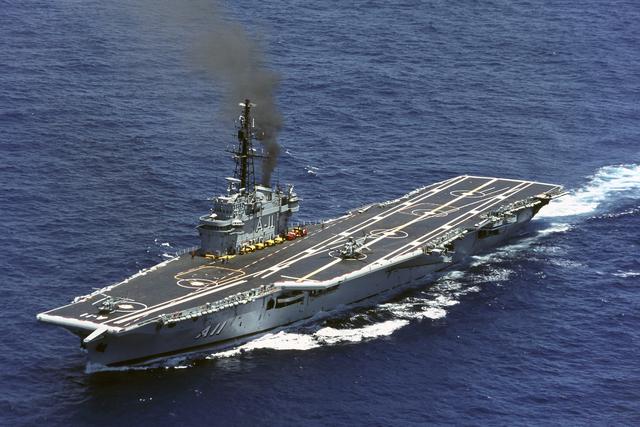 001号航母排水量,001a航母排水量(南美两国拥有过4艘弹射型航母)