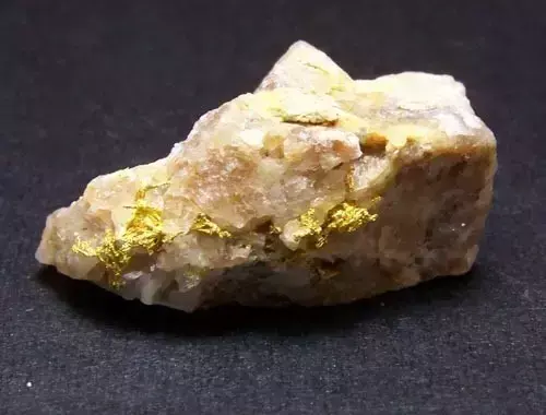 金矿石原石图片(金矿石原石多少钱一斤)