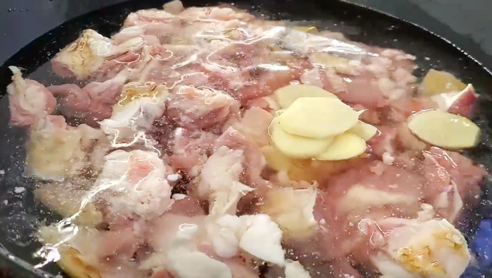 图片[2]-【酱烧羊肉】做法步骤图 香辣美味 真过瘾-起舞食谱网