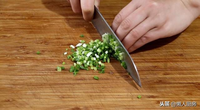 蒜蓉虾的做法，蒜蓉虾的做法配料（这是蒜蓉大虾的家常做法）