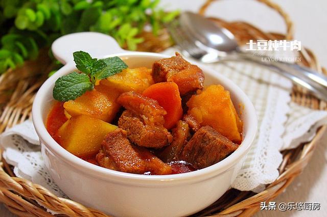 土豆怎么切丁，土豆怎么切丝（天天吃都有新鲜感）