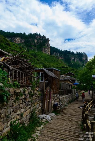 芦芽山景点图片