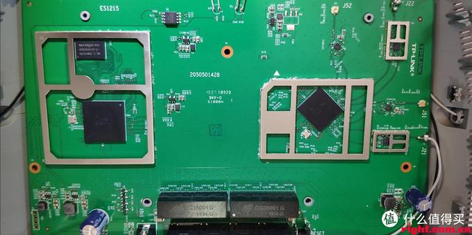 300兆宽带买1200m还是1900m，300兆宽带用450兆路由器行吗（路由器避坑大作战）