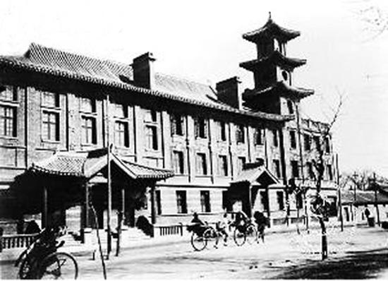 骆驼祥子黄包车简笔画，骆驼祥子拉车简笔画怎么画（漫话：黄包车）