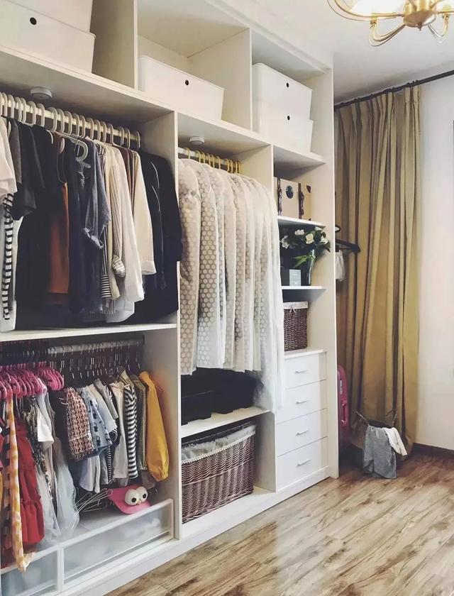 装被子用收纳袋好还是收纳箱好，装被子的收纳袋什么材质的好（再多衣服都不愁）