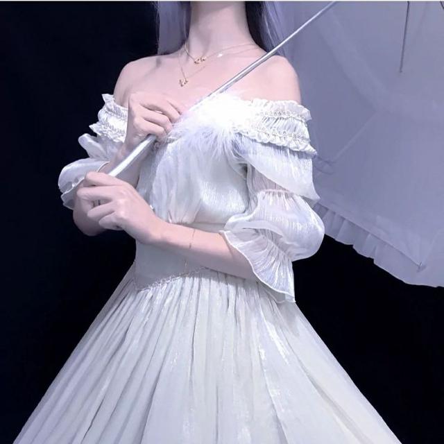 女生部位头像微信，女生部位头像（人刚认识的时候总是拘谨中带着温柔）