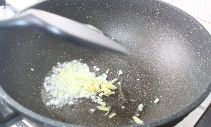 酸菜鱼的鱼是什么鱼，酸菜鱼的鱼是什么鱼做的（这种鱼做成的酸菜鱼）