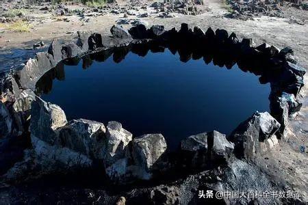 油页岩怎么提取油，油页岩怎么提取油新方法（石油真的是从石头里“榨”出来的油）