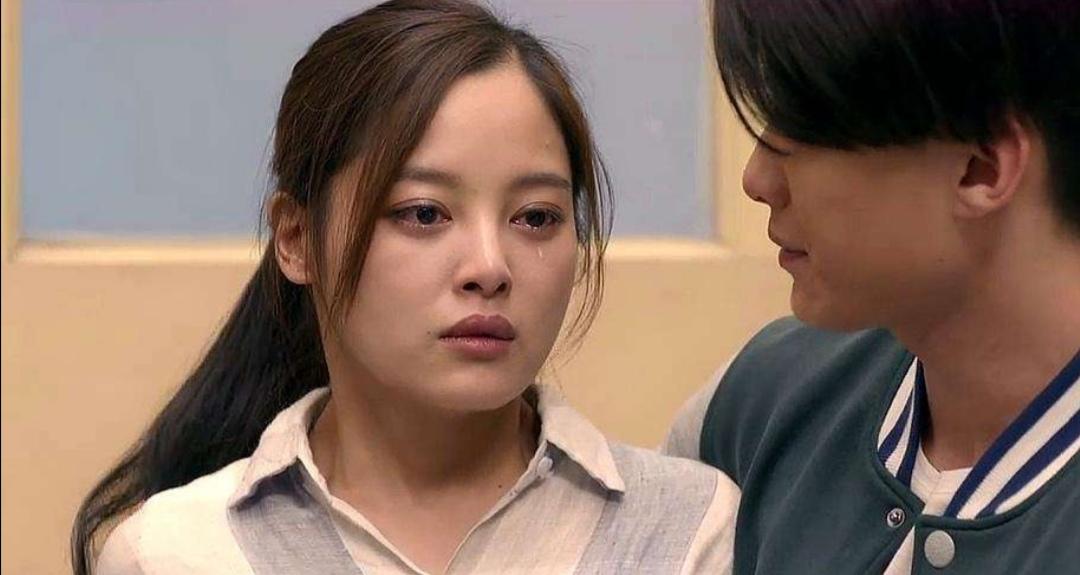 第一部:《拥抱星星的月亮》《拥抱星星的月亮》由辛芷蕾,唐曾,代旭