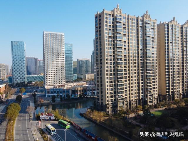 嘉兴属于哪个市，嘉兴属于哪个市杭州属于哪个市（浙江嘉兴城市化发展的背后）