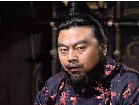 魏延被封为县侯，为何诸葛亮只是乡侯（谁的爵位更高呢）