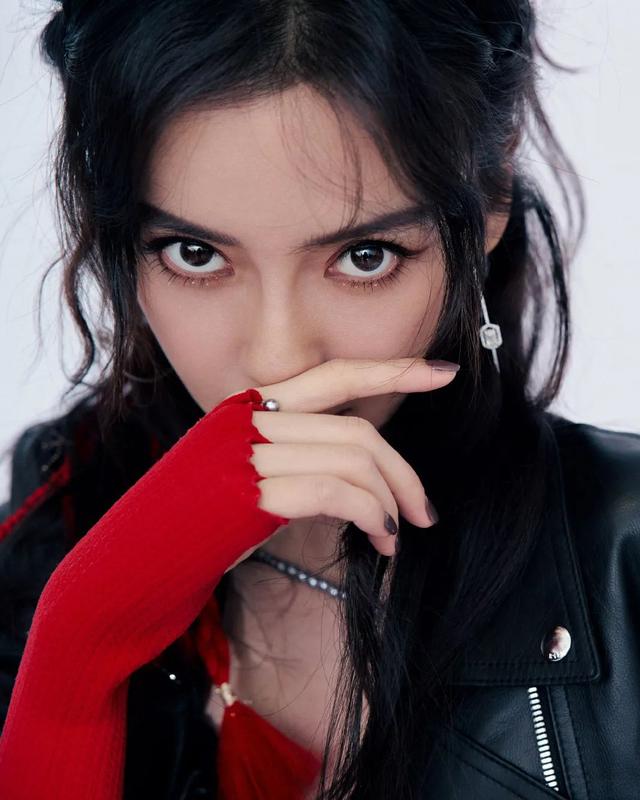 奶油滤镜/可爱/甜美/表情包/欧美/妆容，微信头像，奶油滤镜/可爱/甜美/表情包/欧美/妆容（时髦显白，拿图去做）