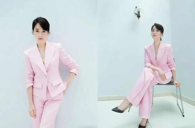 红色短裤配什么颜色上衣好看，红色短裤配什么上衣（左小青在女团里也没违和感）