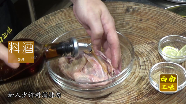 红烧乳鸽的做法，最好吃的红烧乳鸽的做法（脆皮红烧香汁鸽做法）