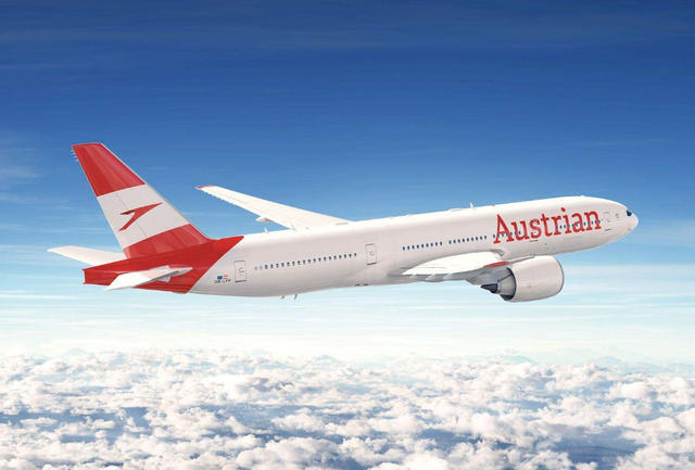 飞机重量是多少吨，飞机载重量是50什么（为什么民航客机重达几十吨）