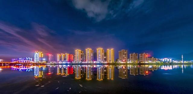 仰天湖大草原游玩攻略，仰天湖大草原攻略有哪些（雾霾小东江、壮阔高椅岭）