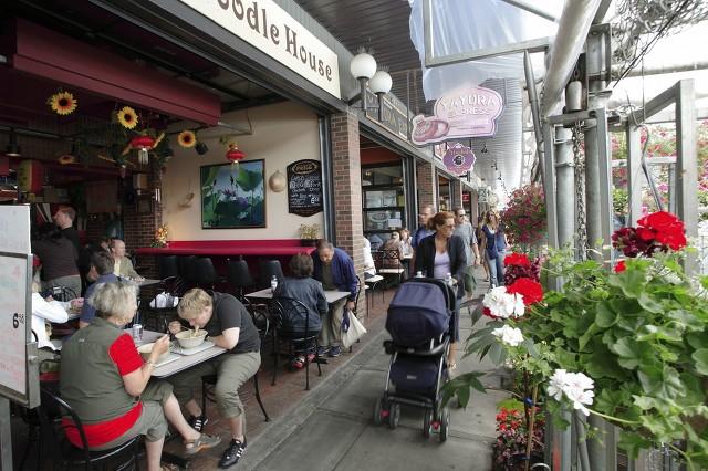 加拿大人均收入，加拿大人均工资（能过上衣食无忧的生活吗）