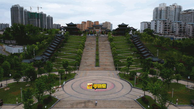 宜宾火车站(宜宾火车站改造最新消息视频)