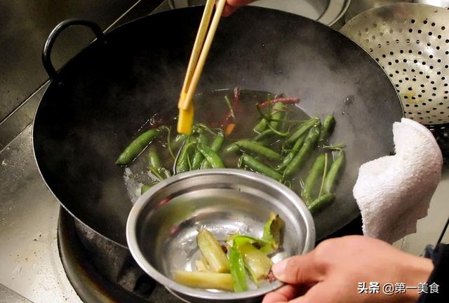 豌豆角煮多长时间能熟，鲜豌豆角煮多长时间能熟（厨师长家常卤煮方法）