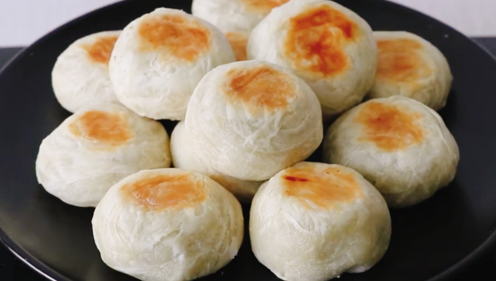 圖片[1]-【綠豆酥餅】做法步驟圖 皮薄餡足酥得掉渣 夏天吃解暑去火-起舞食譜網