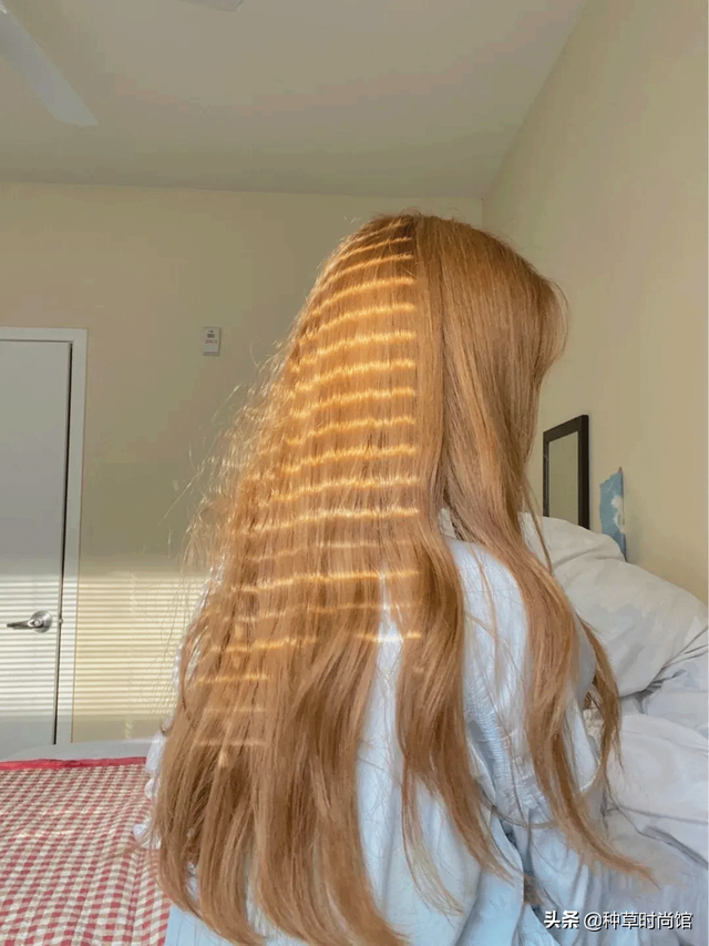 好看的头发颜色，染什么颜色头发好看（这5款又撩又显白）