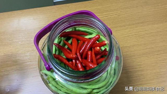 如何醃酸豆角,如何醃製酸豆角脆又酸(傳統鹽水醃酸豆角)