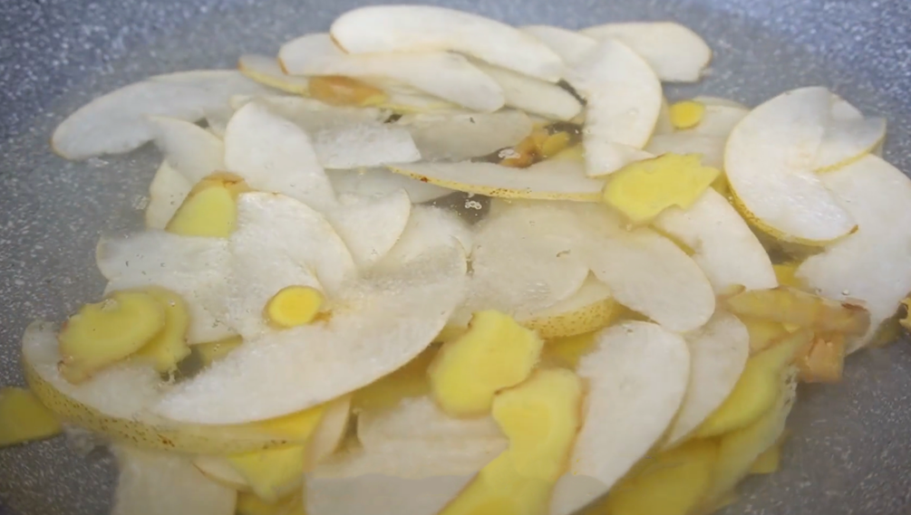 图片[4]-【雪梨生姜茶】做法步骤图  冬天家人常喝身体身体好-起舞食谱网