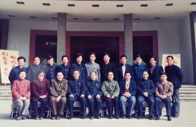 日寇中的寇是什么意思，日寇中的寇是什么意思（“寇总”“老冠”）