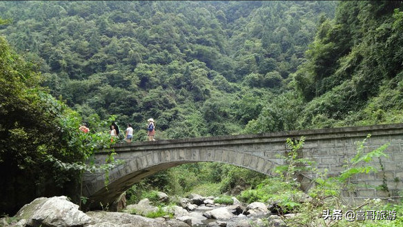 天柱县属于哪个市，贵州天柱县属于哪个市（黔东南天柱县有哪些值得游玩的景点）