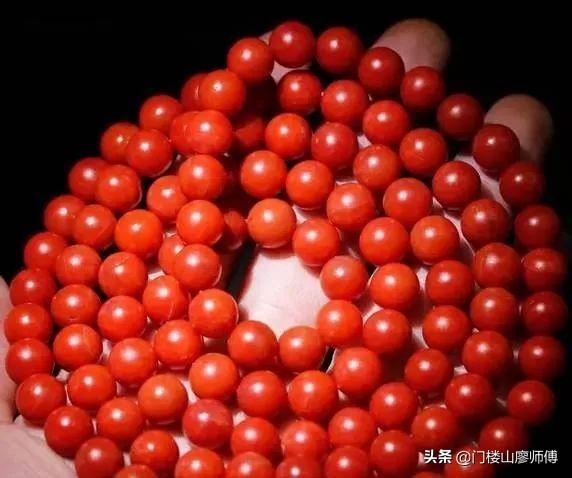 男士带手串十大禁忌，男戴银手链有什么讲究（这才是文玩手串的正确打开广式）