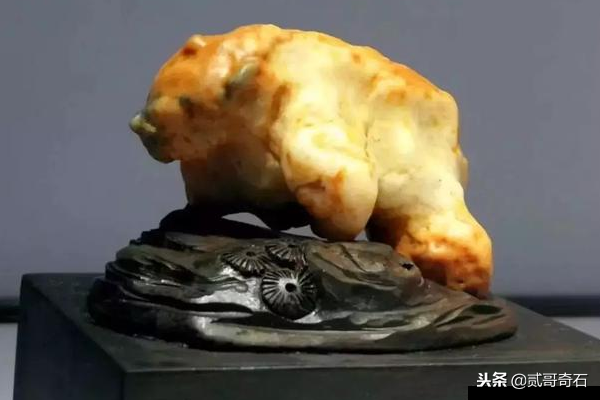 现在玛瑙多少钱，现在玛瑙多少钱一克（他40元买的奇石如今70万不卖）