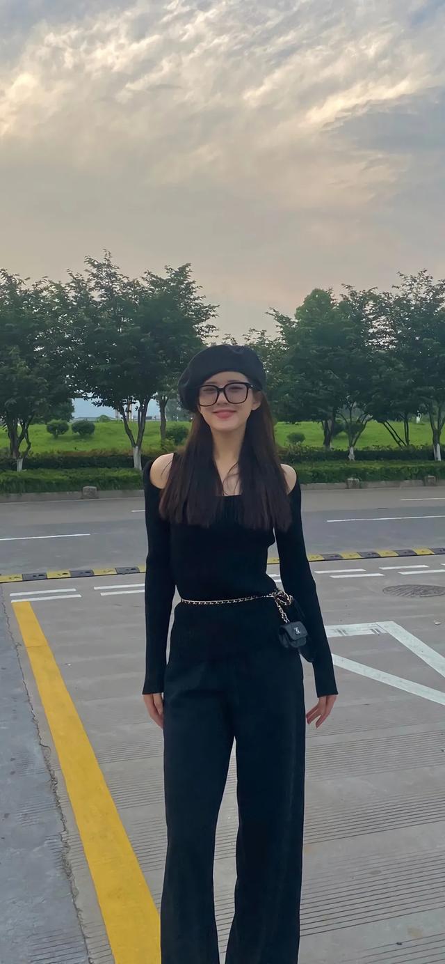 任万万呀，微信头像，任万万呀（爱豆壁纸\u0026语录）