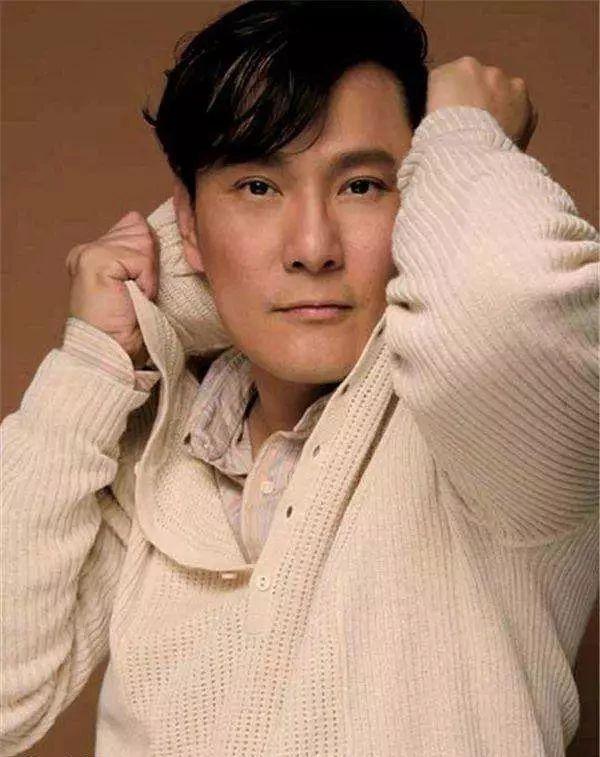 给你们歌词，给你们歌词背后的故事（1990—1999十年风雨十年歌）