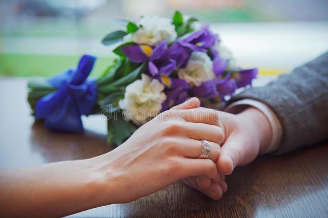 挽回老婆最感动道歉话，给老婆道歉认错挽回信100条（离婚前感人的挽回信）