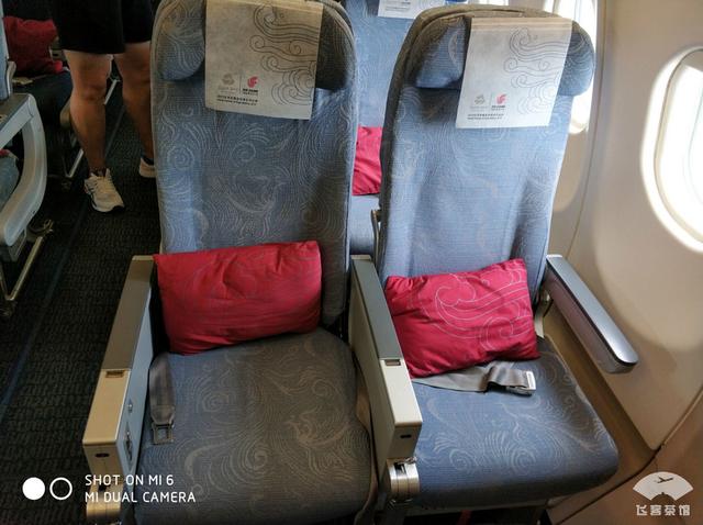 国航最高级别什么卡，国航白金卡什么级别（经济舱也能享受贵宾室、提前选座等权益）