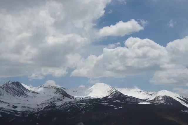 描写九寨沟的诗句，描写九寨沟的诗句加古代诗人（九寨沟108个高山湖泊）