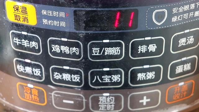 蒸米饭最简单方法，蒸米饭最简单方法窍门（米饭别用清水蒸）