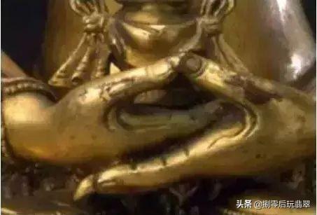 佛公佩戴注意事项，女士佩戴佛公需要注意什么（翡翠观音、佛公手势竟然有这讲究）