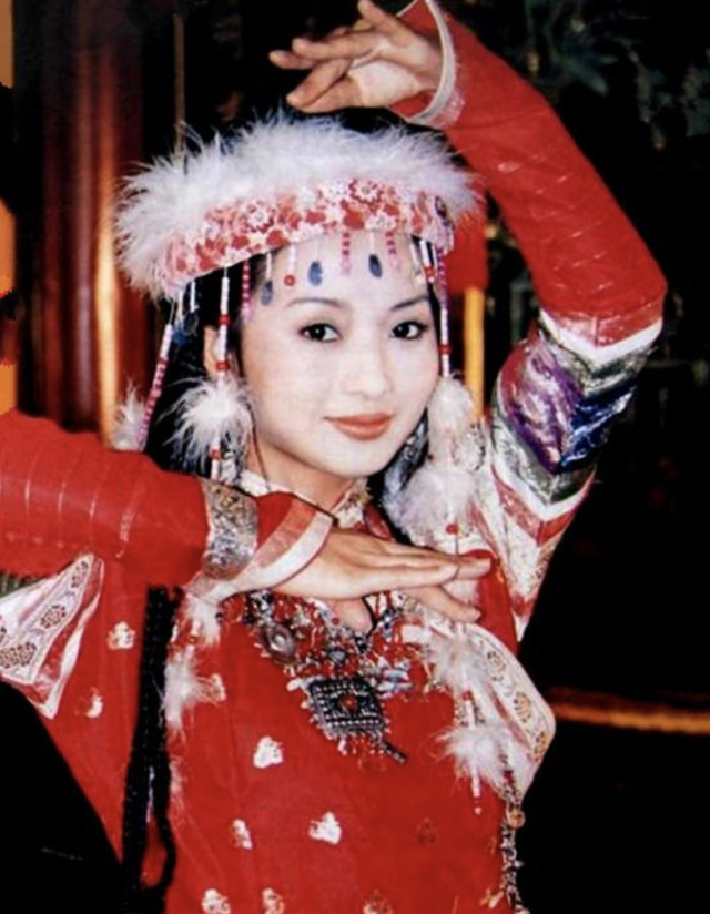 痛惜！10位车祸去世的明星，最大50岁，最小25岁，有5人未满30岁