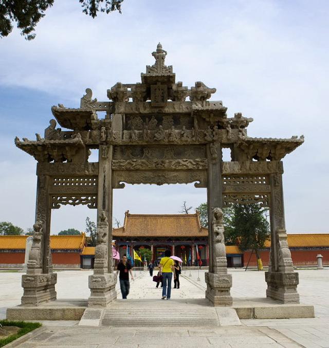 牌坊是什么意思，立牌坊说贞洁是什么意思（欣赏一组壮观的中国牌楼）