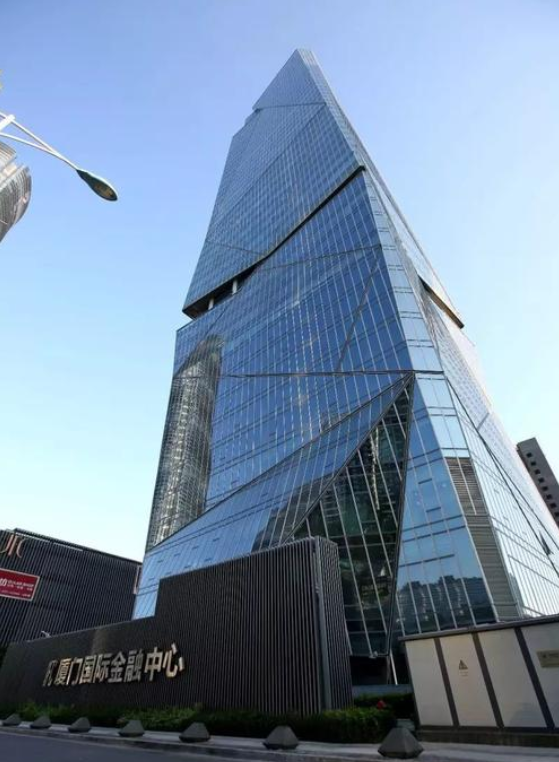 厦门的世贸在什么地方，厦门世贸大厦是干什么的（2019年厦门十大最高建筑最新排名）
