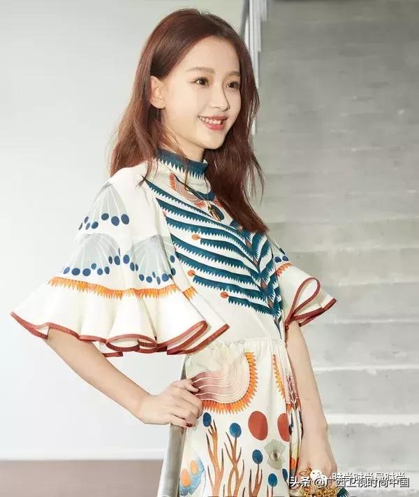 荷叶边设计的特点是什么,荷叶边的设计卖点(快看看如何驾驭才是王道) 荷叶边设计的特点是什么,荷叶边的设计卖点(快看看如何驾驭才是王道)