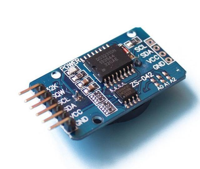 单片机用什么仿真 单片机开发中的仿真器仿的到底是什么