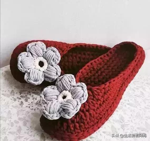 新手勾鞋子一步一步教，鞋子的钩法详解简单几步教会你（是时候为家人钩织地板拖了）