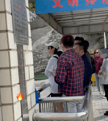 天娱传媒的老板，天娱传媒老总叫什么（龙总和张杰、华晨宇的关系也很好）