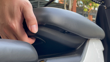 摇摆二轮滑板怎么玩，两轮滑板怎么玩（两千元档也能拥有全能选手）